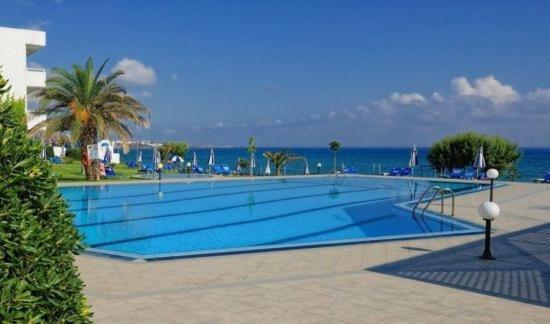 Stalida Ariadne Beach Hotel מראה חיצוני תמונה
