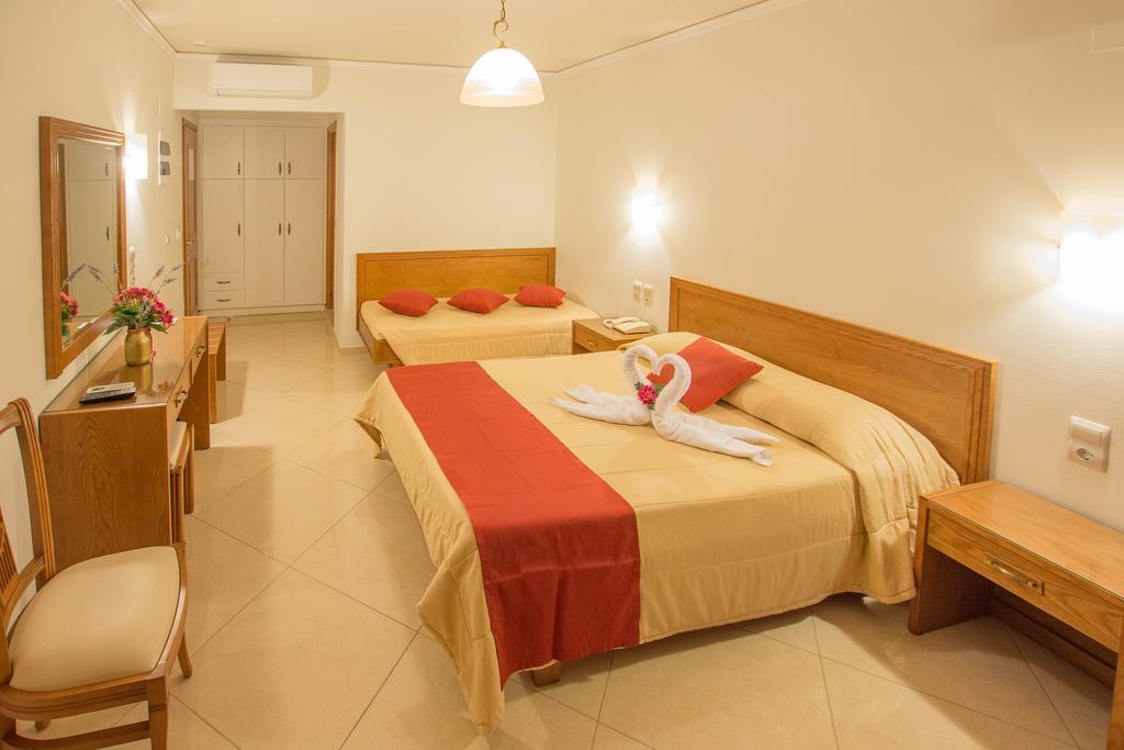 Stalida Ariadne Beach Hotel מראה חיצוני תמונה